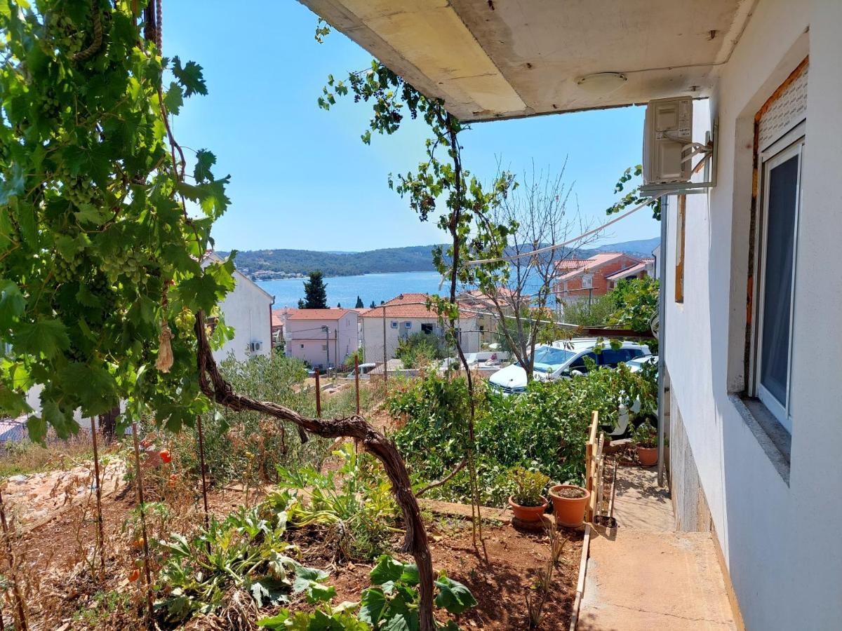 Apartments Babic Trogir Habitación foto